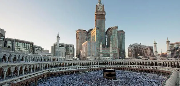 كل ما تريد معرفته عن فنادق مكه ابراج الساعه لعام 2025